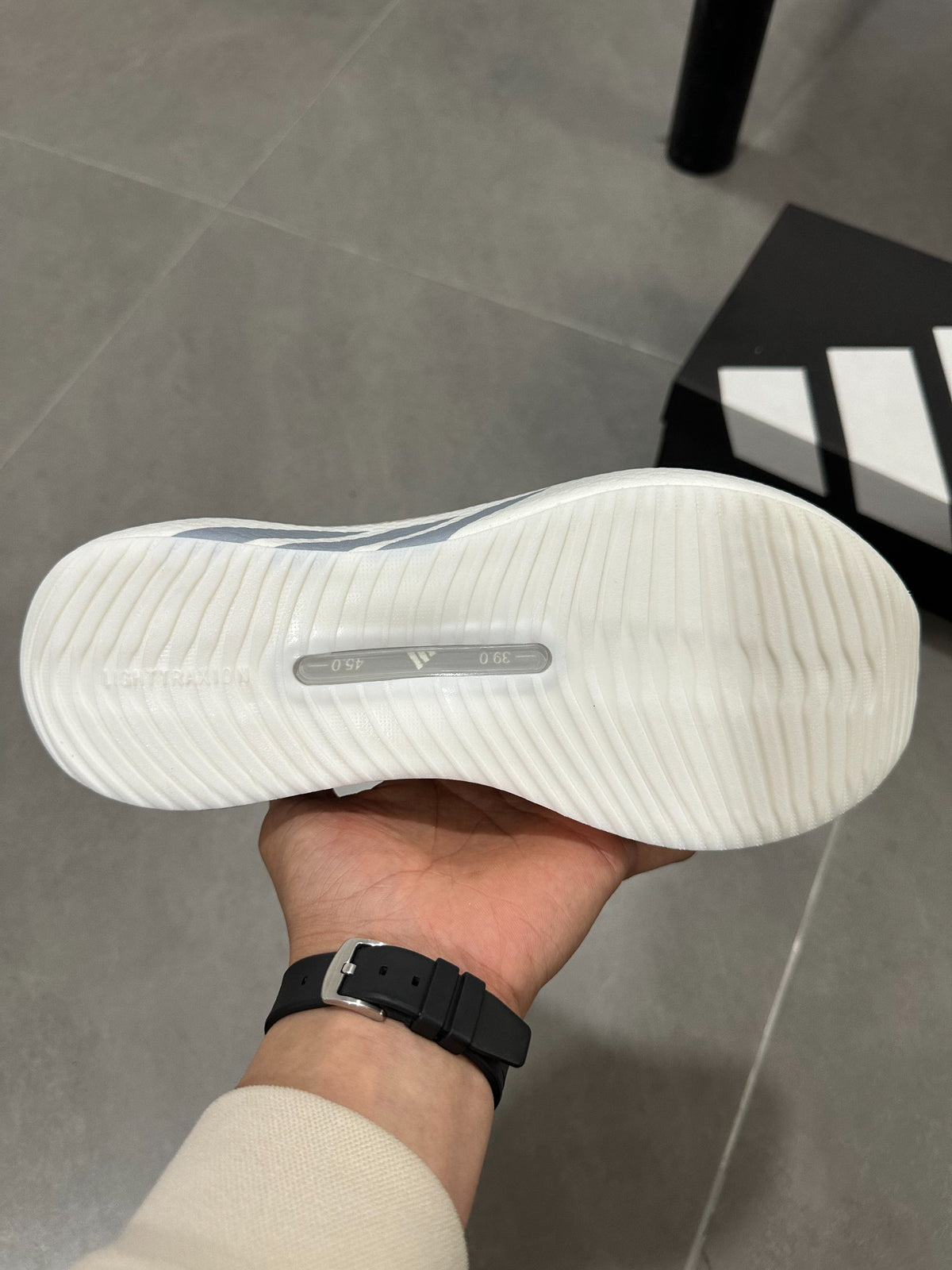 Adidas Hyperboost Edge 'Cloud White / Light Solid Grey / Silver Metallic'