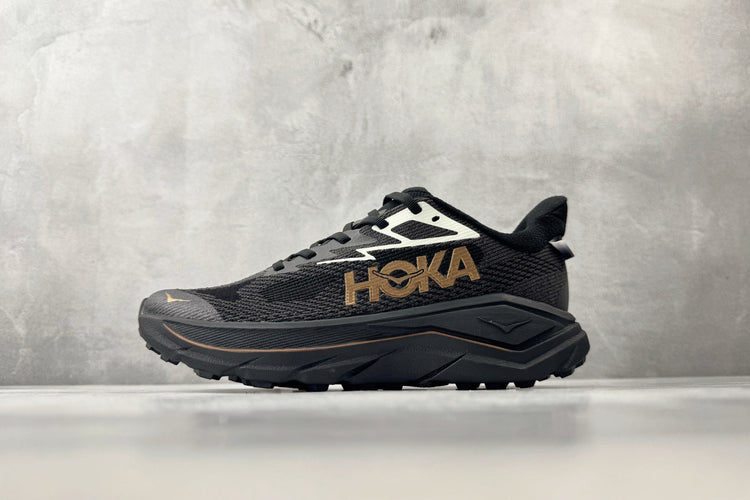 HOKA ONE ONE Challenger 7 "Black / Gold" Trail Running Shoes