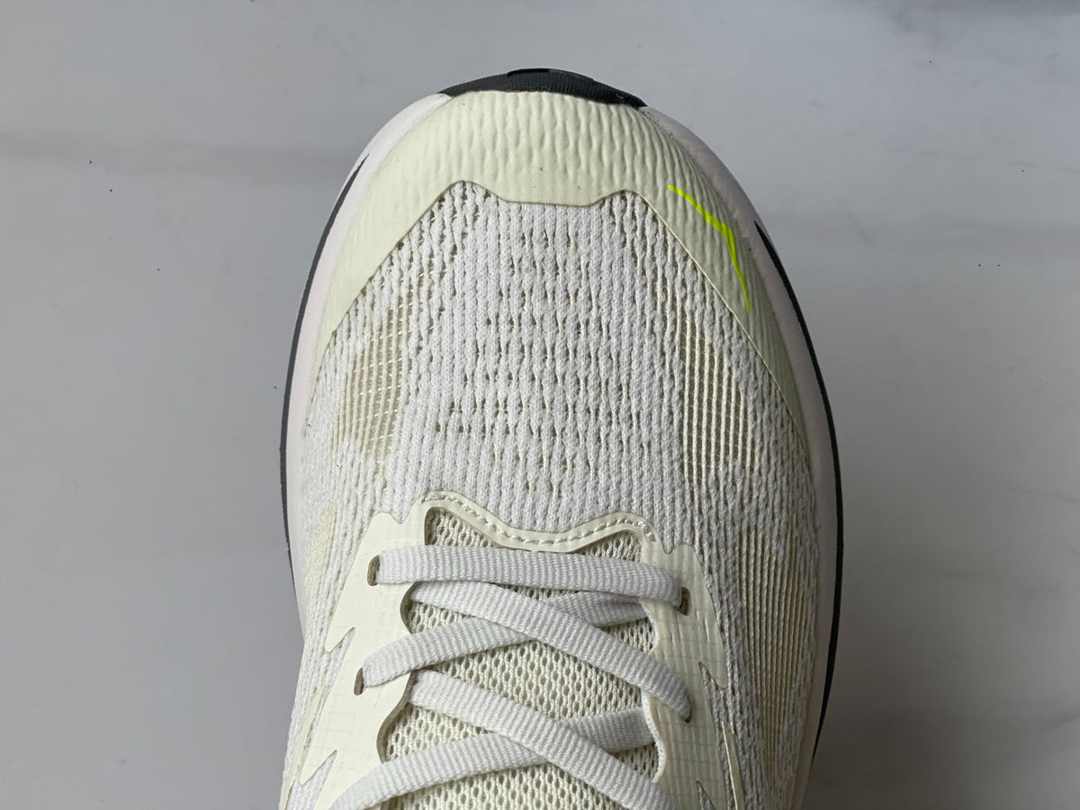 HOKA Challenger 8 White/Neon Hoka Citrus