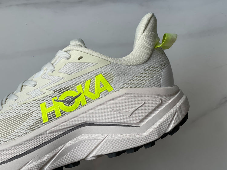 HOKA Challenger 8 White/Neon Hoka Citrus