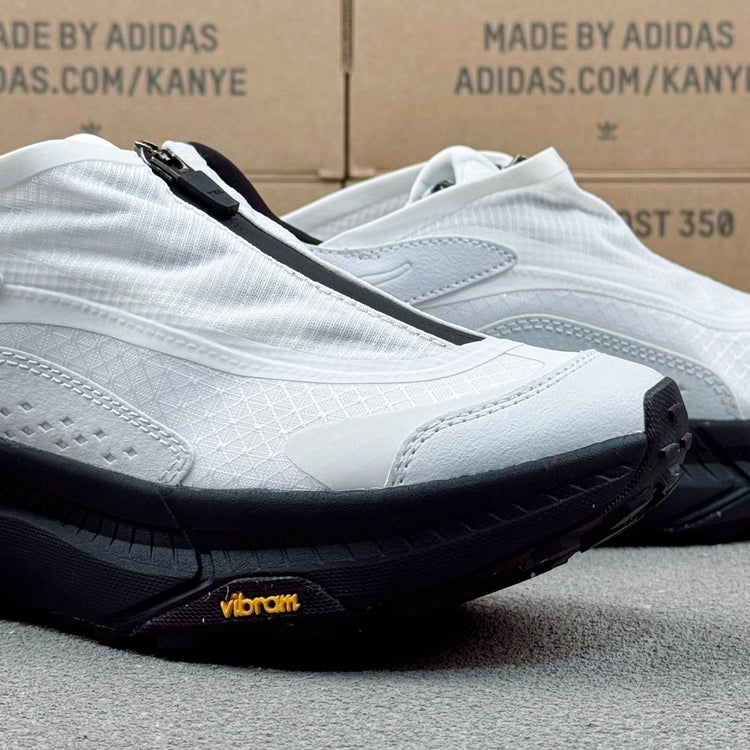 Hoka U Project Transport White | Black