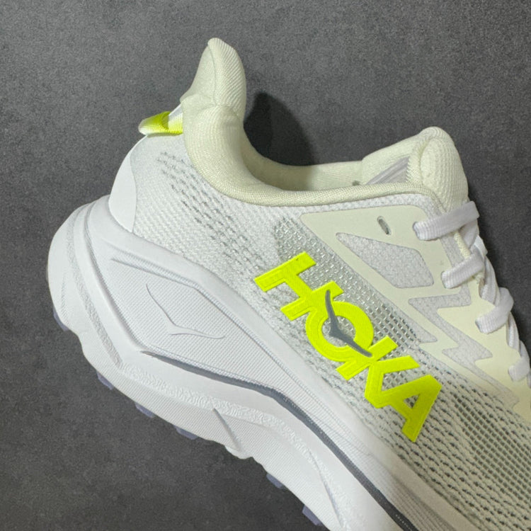 HOKA Challenger 8 - White / Neon Citrus