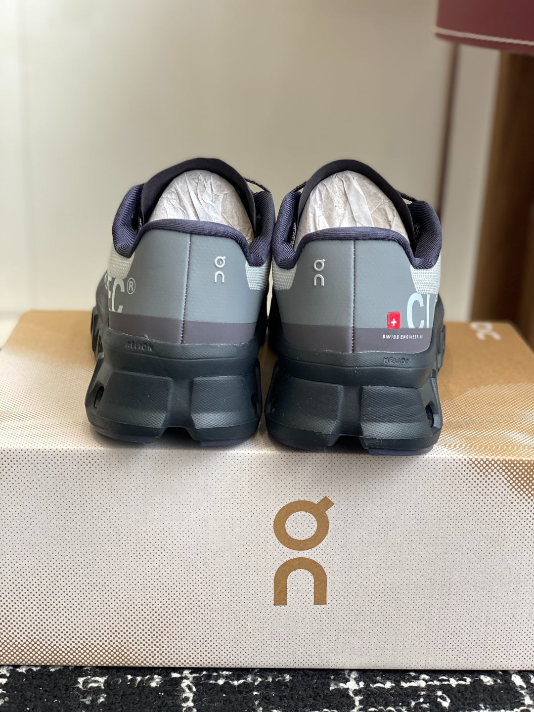 Cloudmonster Grey Black Cushioned Running Shoes Unisex Monster Chunky Sole Athletic Trainers