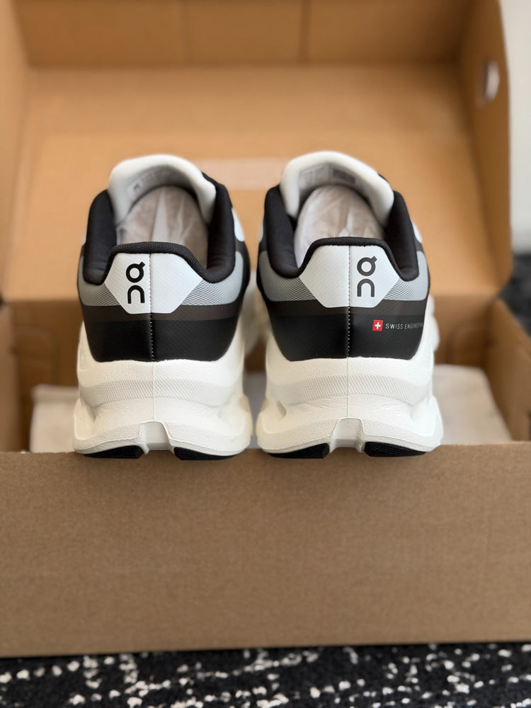 Cloudtilt Remix Black White Cloud Cushion Running Sneakers Contrast Color Commuter Shoes