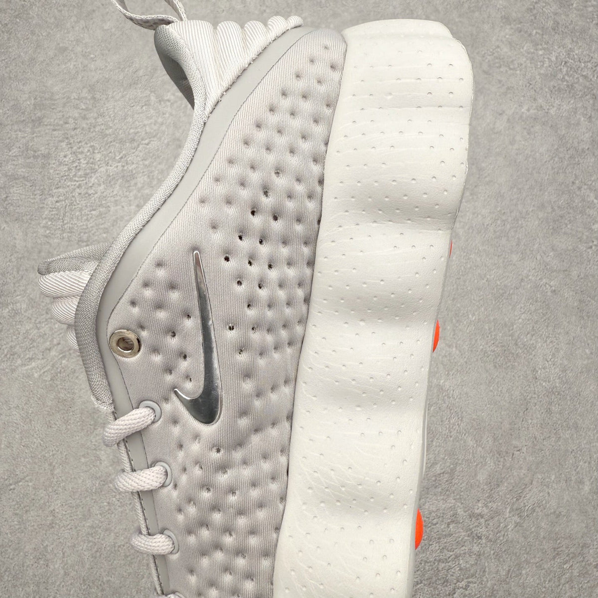 Nike Mind 002 "Wolf Grey/Metallic Silver"