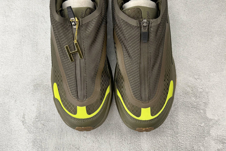 HOKA ONE ONE Project Transport "Olive / Citron" Slip-On Trail Sneakers （Style Code: 1162850-OLC）