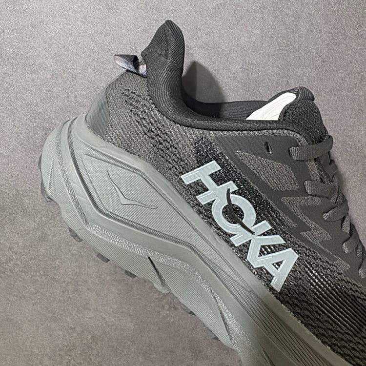 HOKA Challenger 8 All-Terrain Sneakers - Black