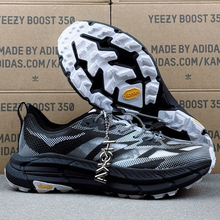 Hoka Mafate Speed 4 Black | White