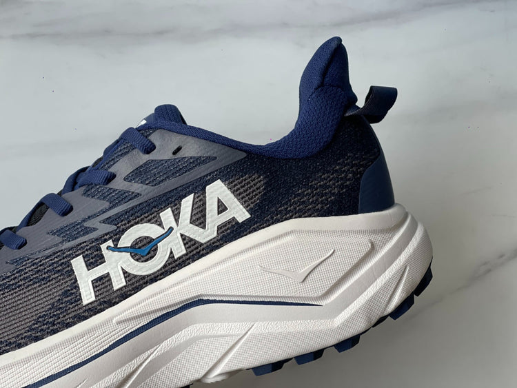 HOKA Challenger 8 Dark Blue | Dark Gray